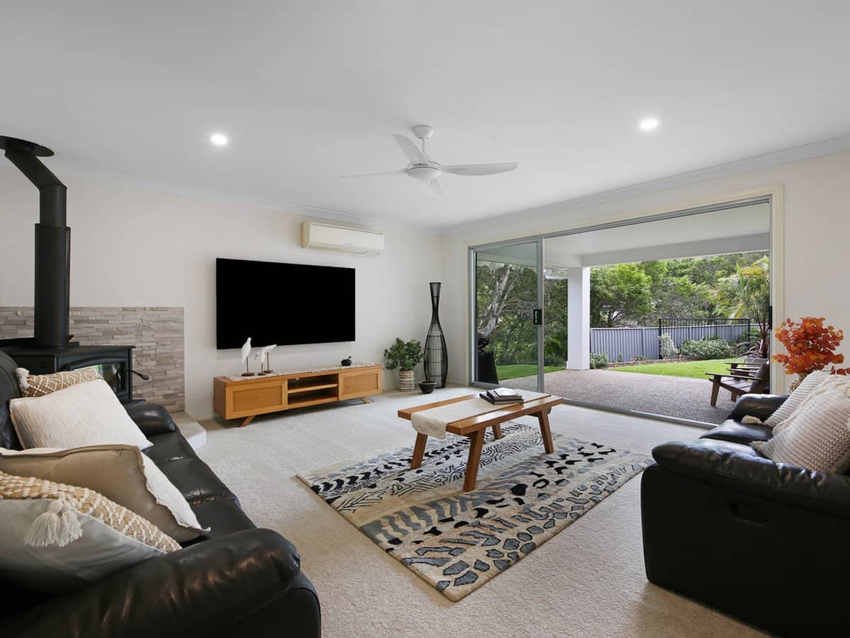 6 Dore Court, BONOGIN - Thumbnail 5