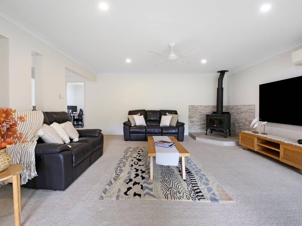 6 Dore Court, BONOGIN - Thumbnail 6