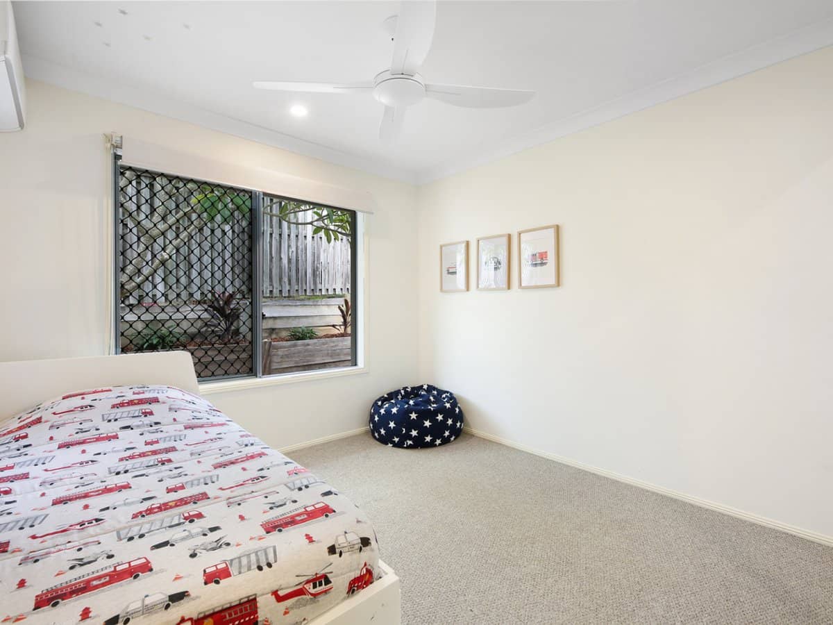 6 Dore Court, BONOGIN - Thumbnail 15