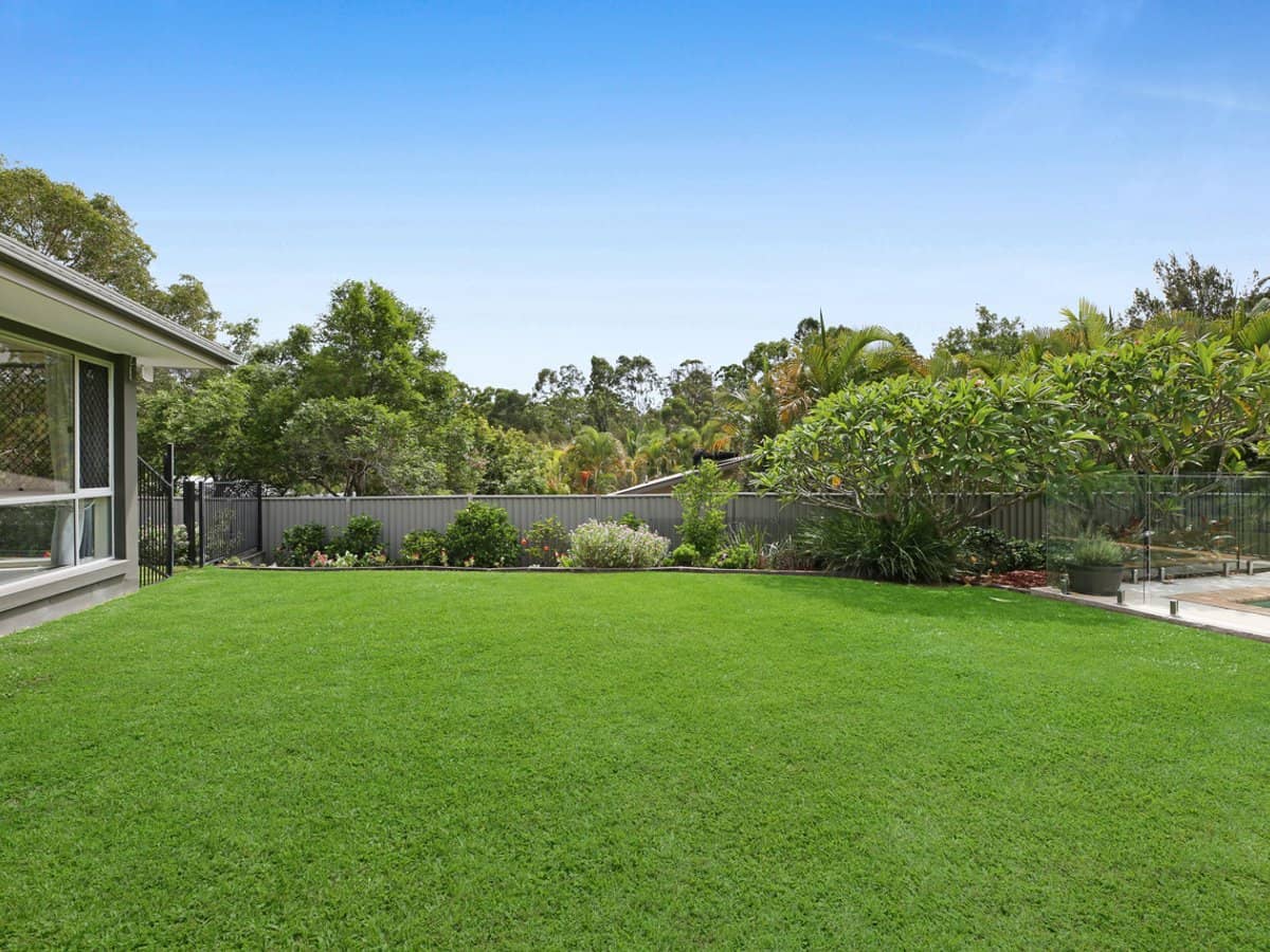 6 Dore Court, BONOGIN - Thumbnail 25