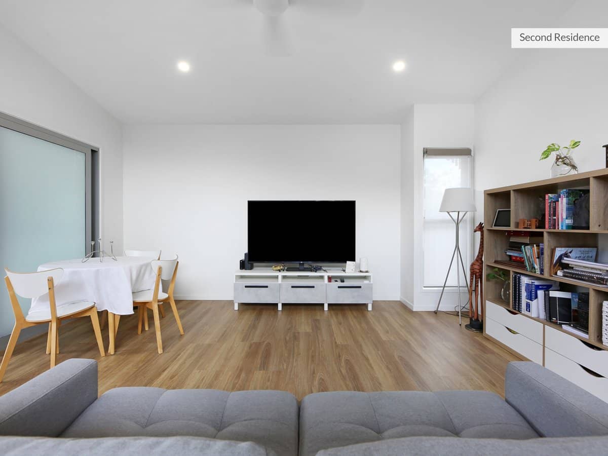 6 Dore Court, BONOGIN - Thumbnail 28