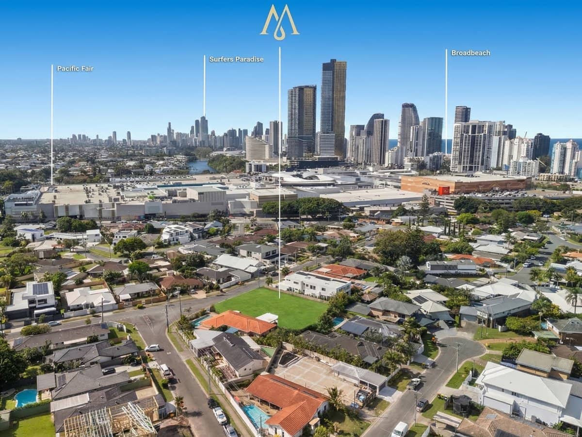 38-40 Bordeaux Parade, MERMAID WATERS - Thumbnail 1