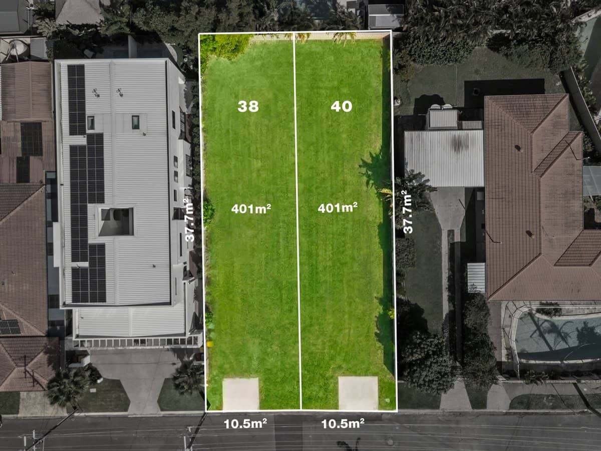 38-40 Bordeaux Parade, MERMAID WATERS - Thumbnail 3