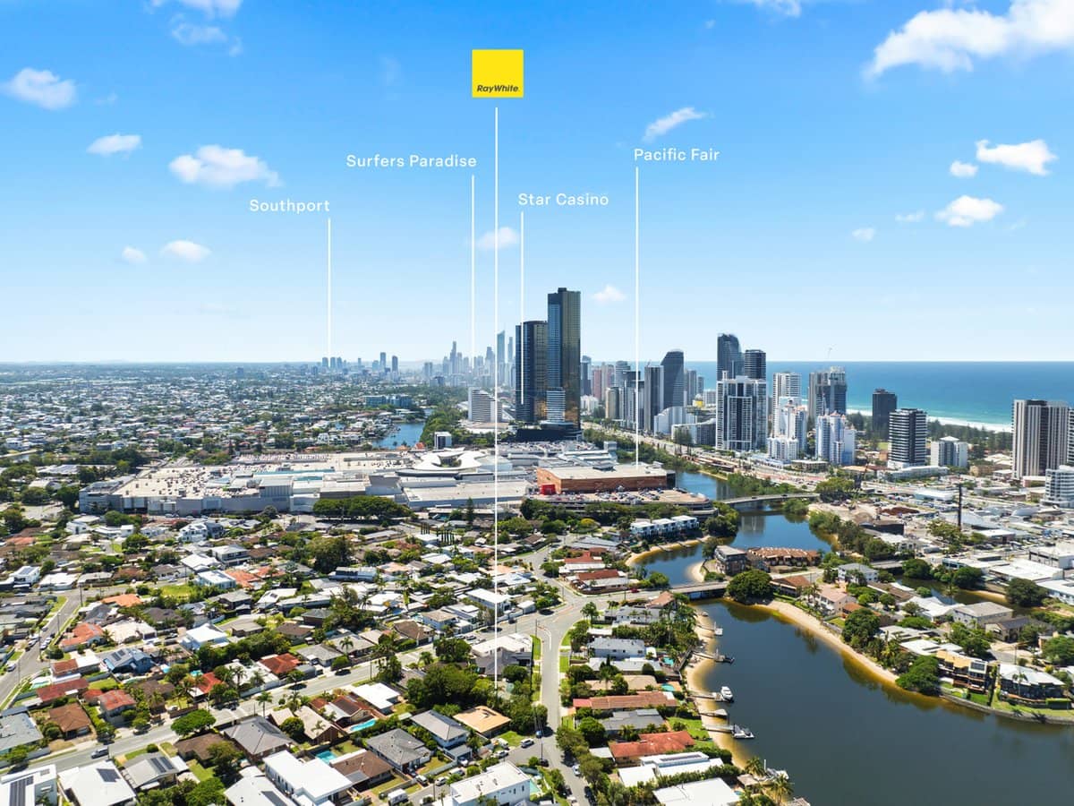 6 Vatakoula Parade, MERMAID WATERS - Thumbnail 1