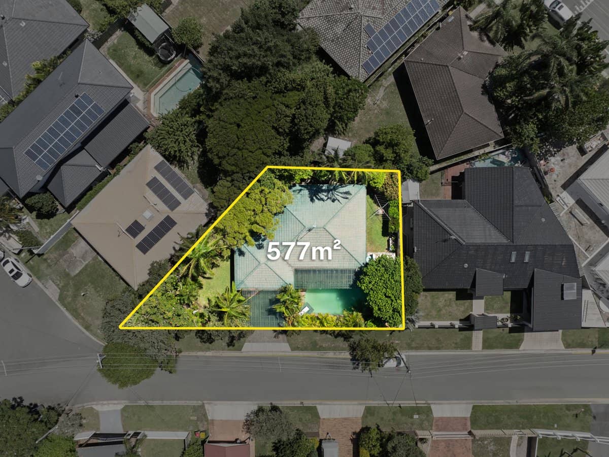 6 Vatakoula Parade, MERMAID WATERS - Thumbnail 3