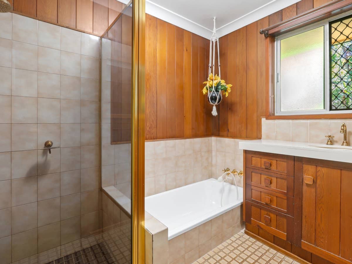 6 Vatakoula Parade, MERMAID WATERS - Thumbnail 9