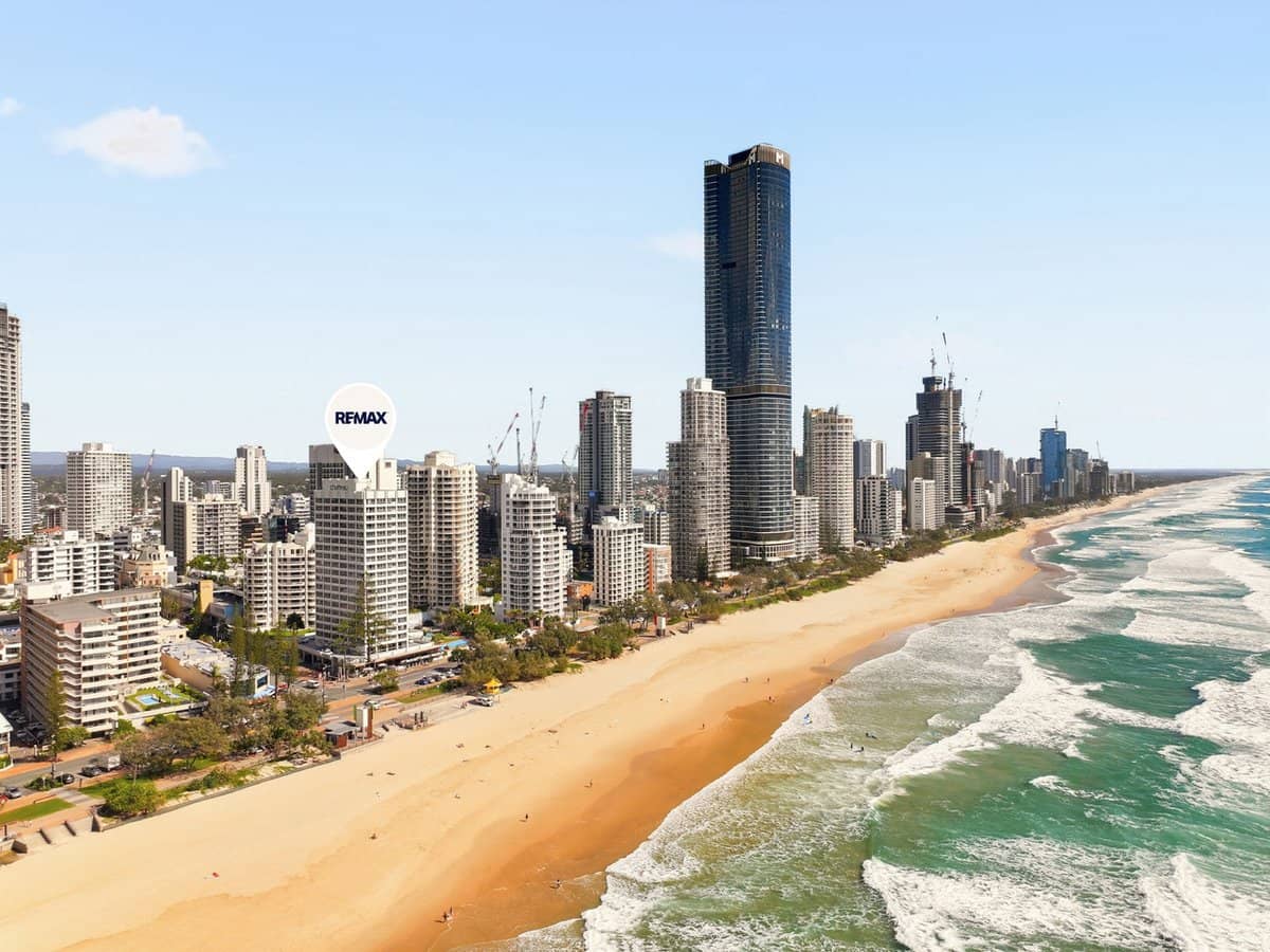 44-52 The Esplanade, SURFERS PARADISE - Thumbnail 2