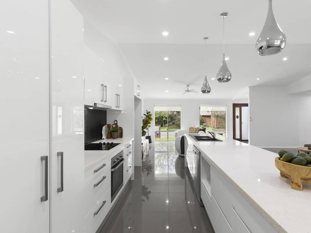 16 Maidstone Place, ROBINA - Thumbnail 5