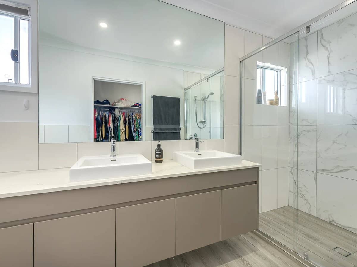 6 Park Cove Boulevard, HOPE ISLAND - Thumbnail 9