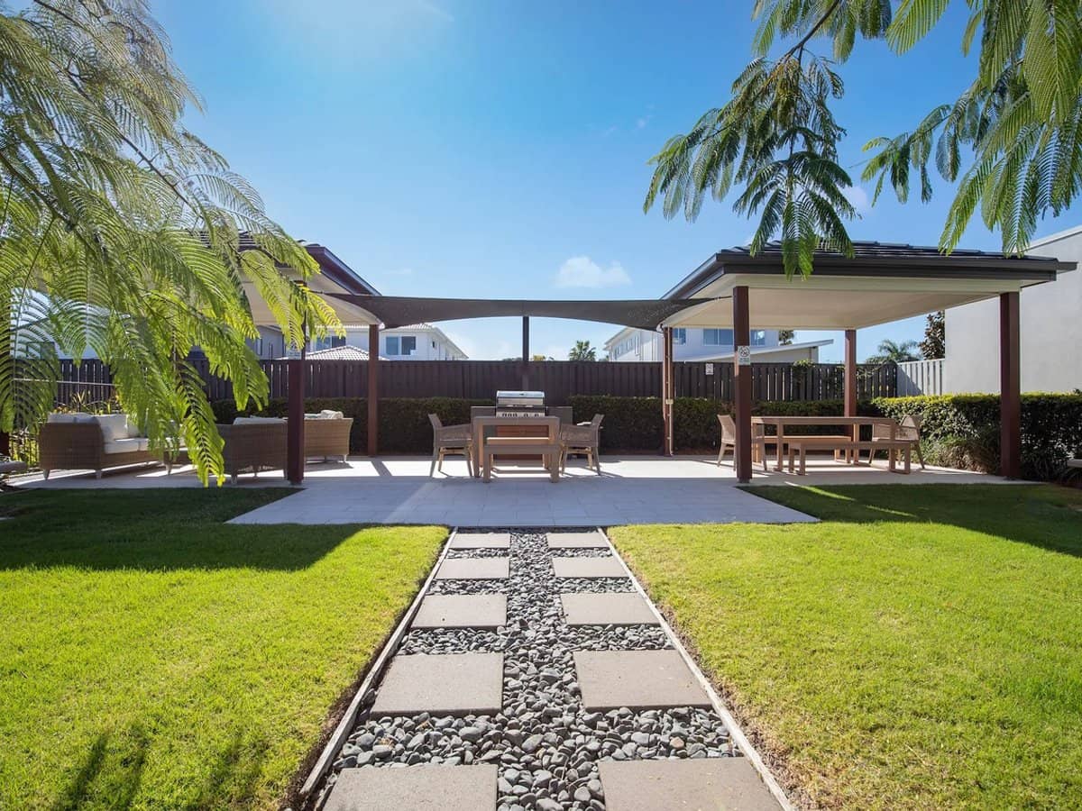 6 Park Cove Boulevard, HOPE ISLAND - Thumbnail 16