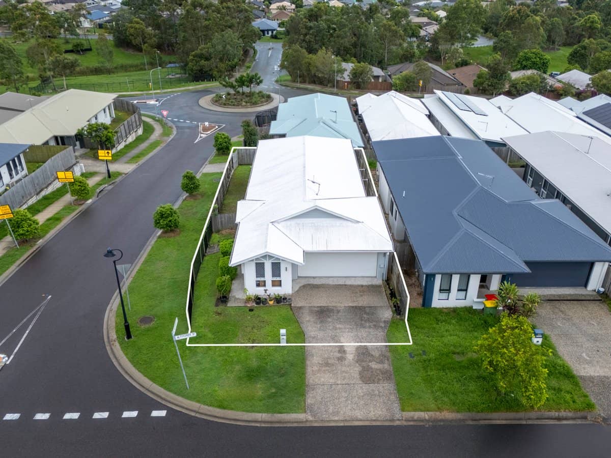 36 Fitzroy Street, HOLMVIEW - Thumbnail 2