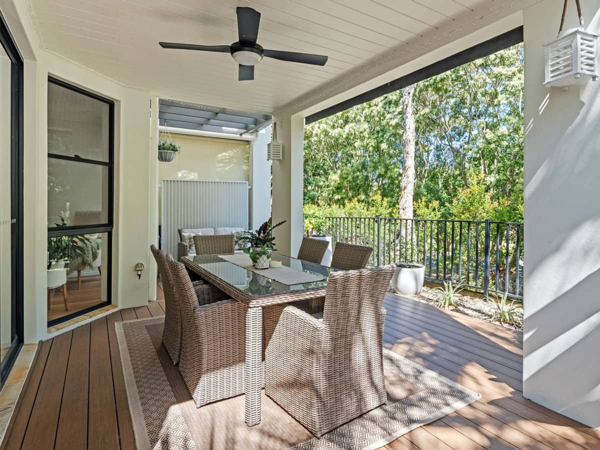 1 The Cove Crescent, Carrara - Thumbnail 12