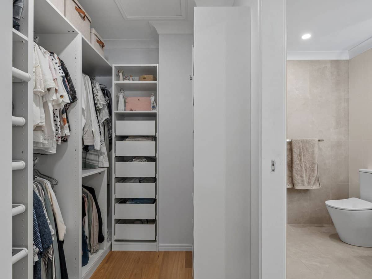 1 The Cove Crescent, Carrara - Thumbnail 18