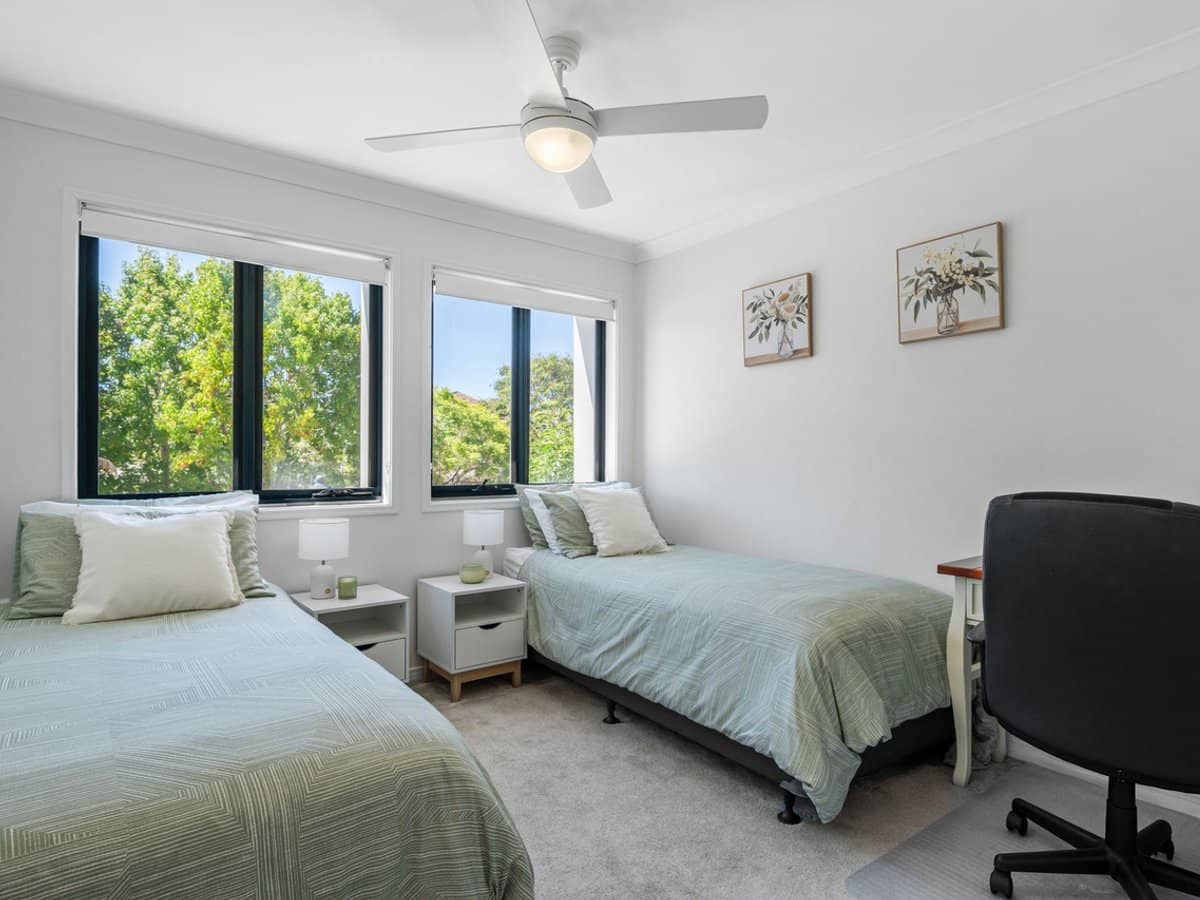 1 The Cove Crescent, Carrara - Thumbnail 25