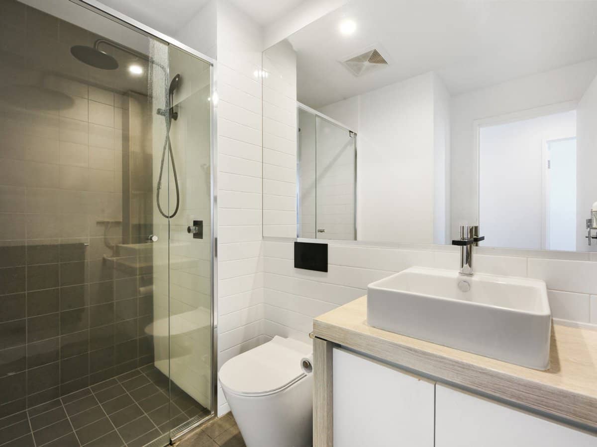 72 The Esplanade, Burleigh Heads - Thumbnail 17