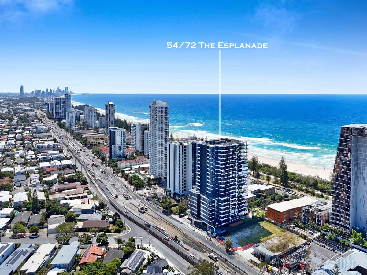 72 The Esplanade, Burleigh Heads - Thumbnail 20
