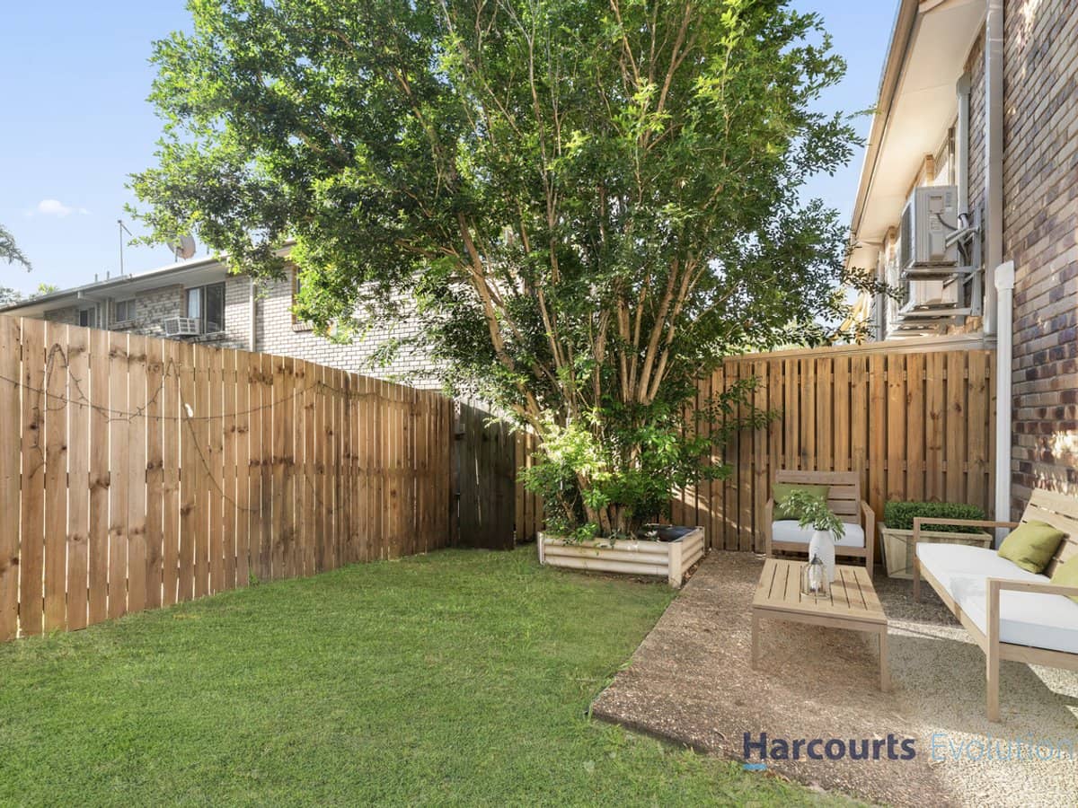 5 Delanty Court, EDENS LANDING - Thumbnail 8