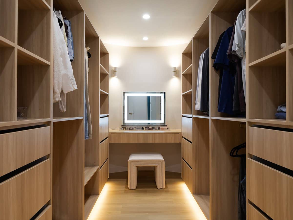 6 Bombala Street, BROADBEACH WATERS - Thumbnail 12