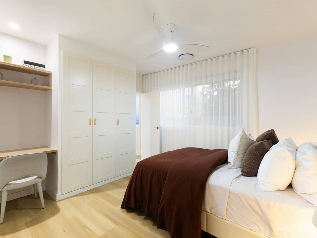 6 Bombala Street, BROADBEACH WATERS - Thumbnail 16