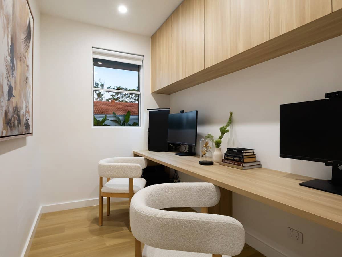 6 Bombala Street, BROADBEACH WATERS - Thumbnail 19