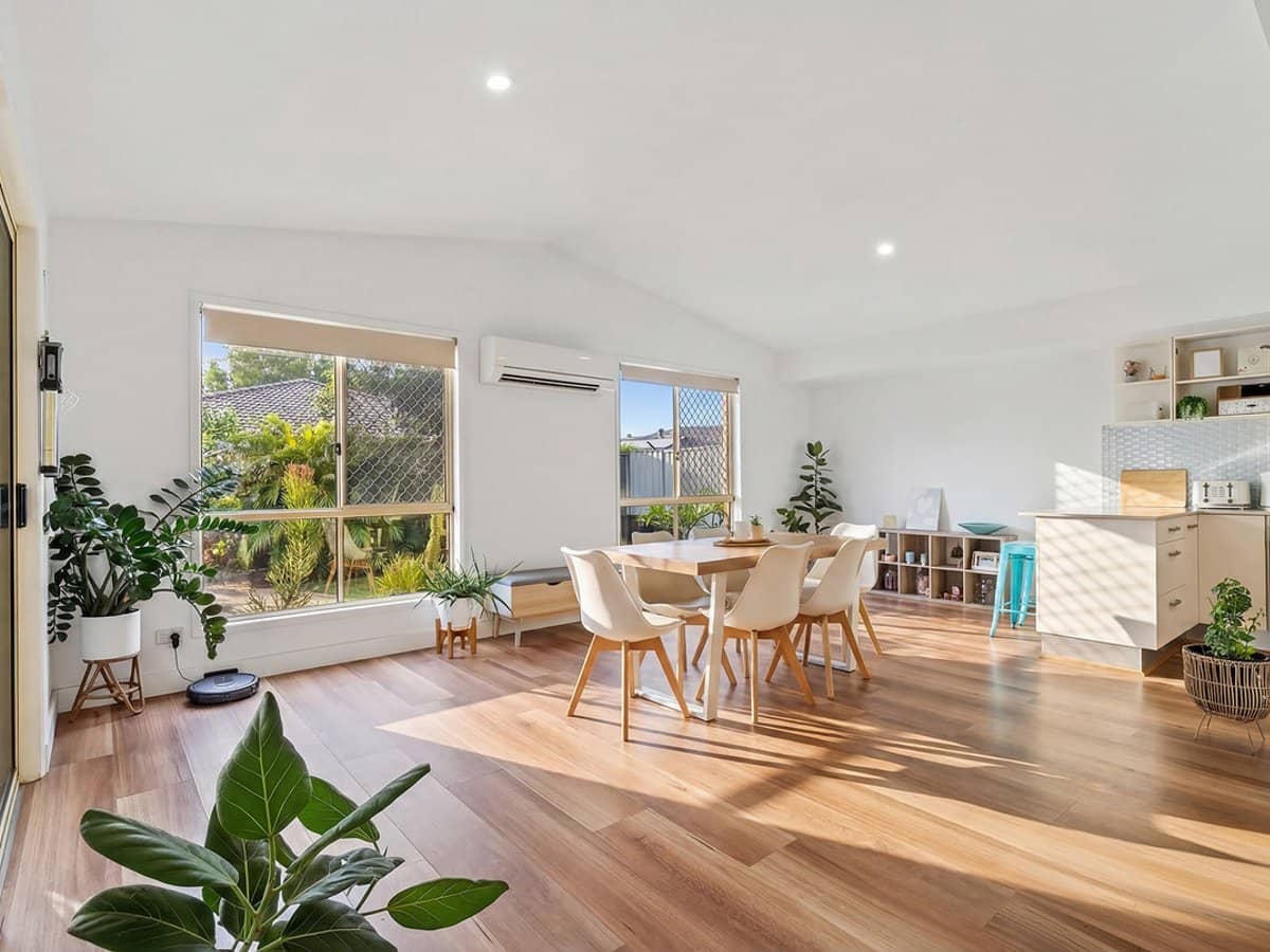 27 Ottelia Drive, Elanora - Thumbnail 6