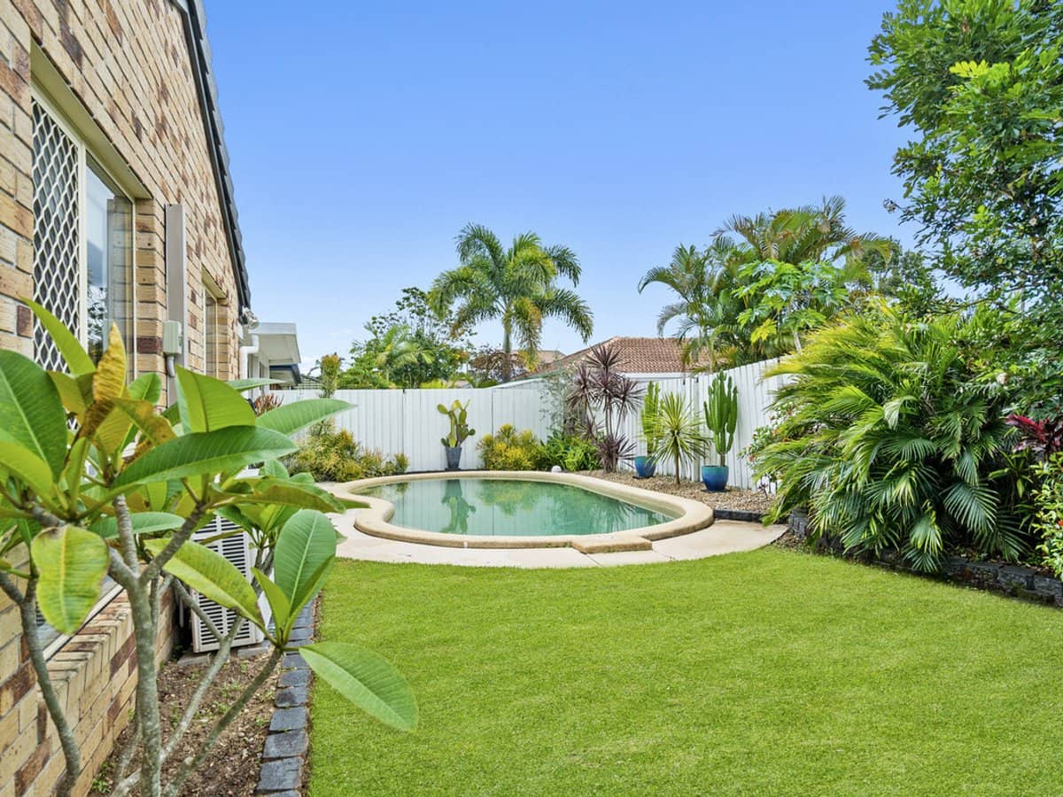 27 Ottelia Drive, Elanora - Thumbnail 15