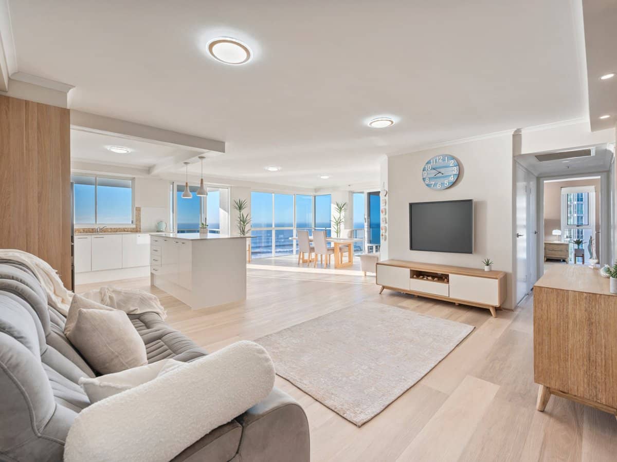 59 Pacific Street, MAIN BEACH - Thumbnail 4