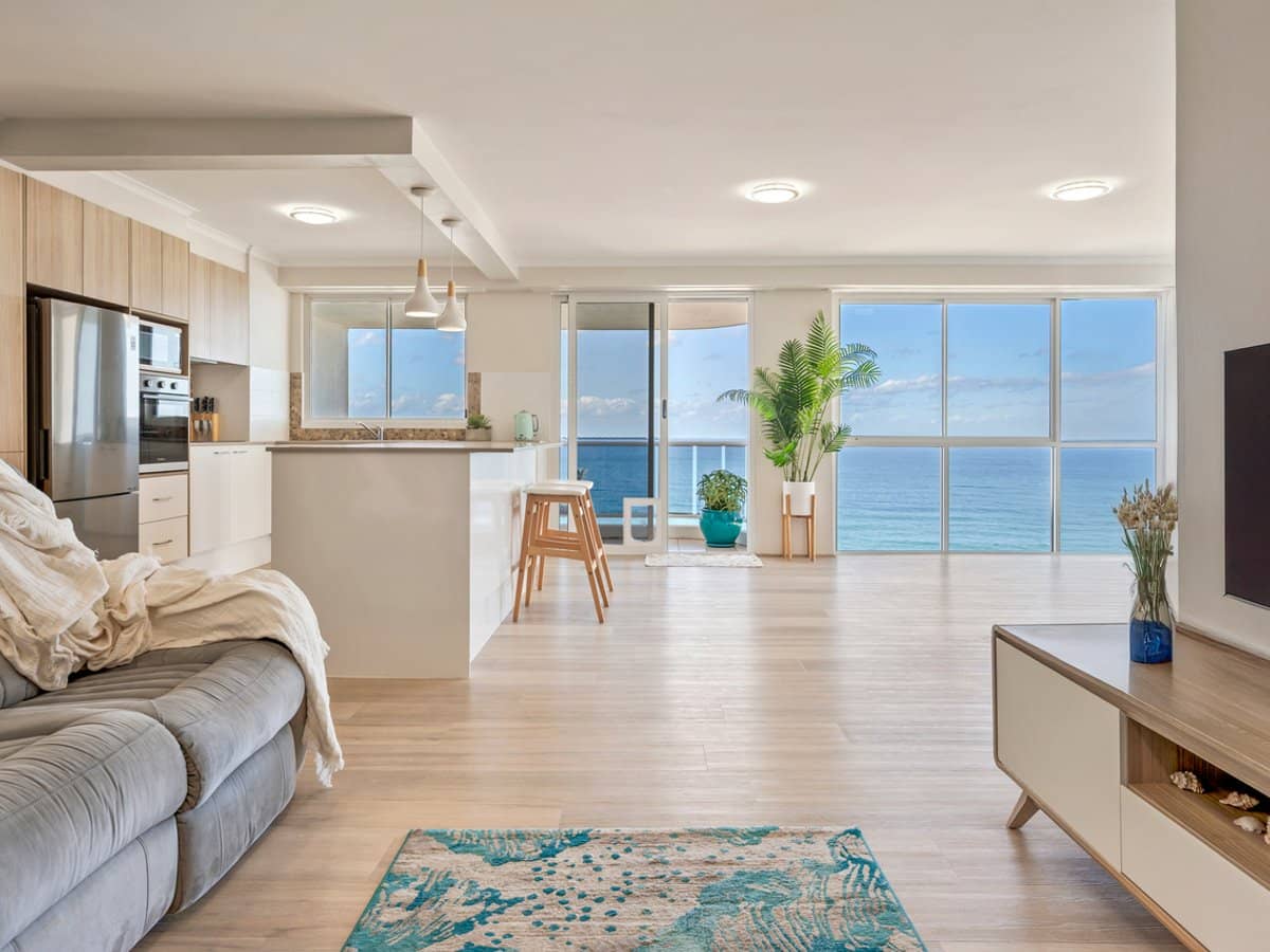 59 Pacific Street, MAIN BEACH - Thumbnail 6