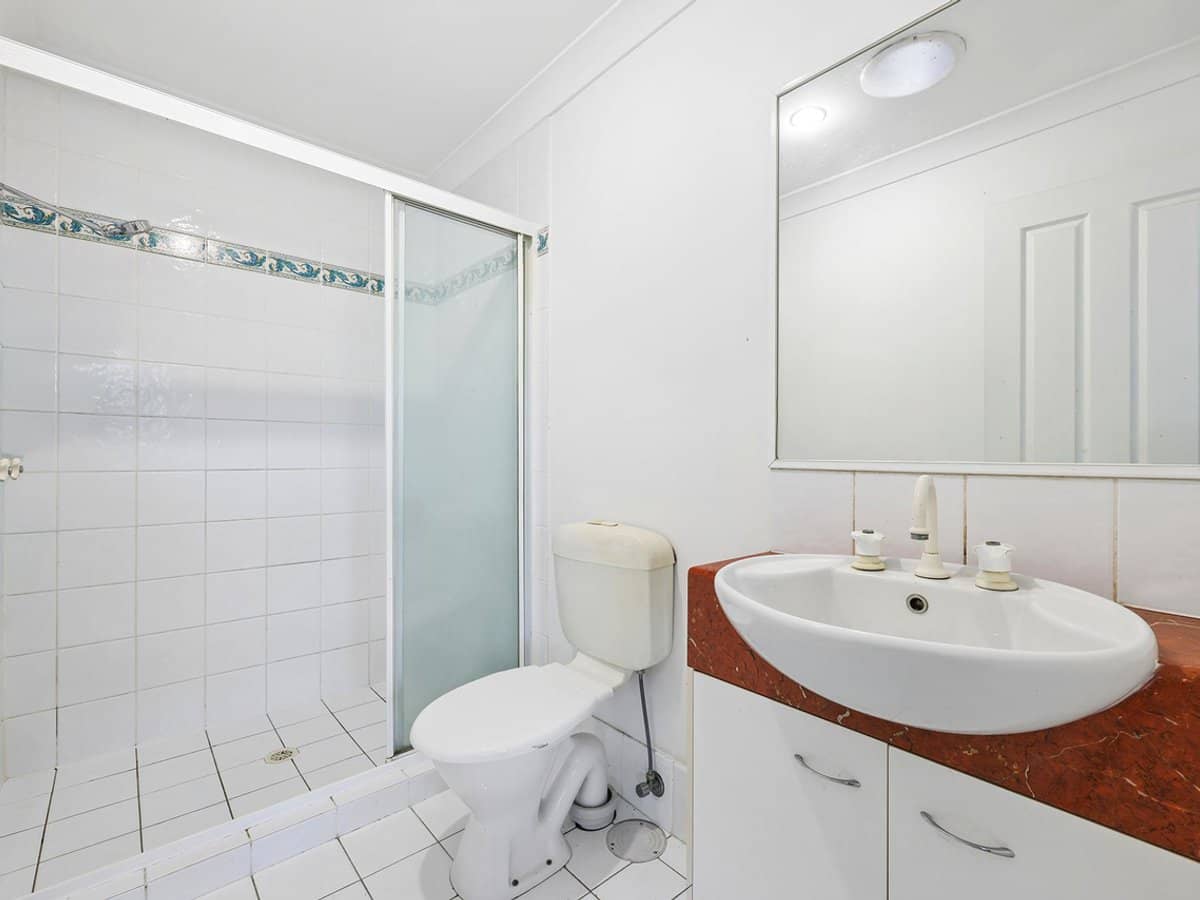 54 Gemvale Road, Reedy Creek - Thumbnail 12