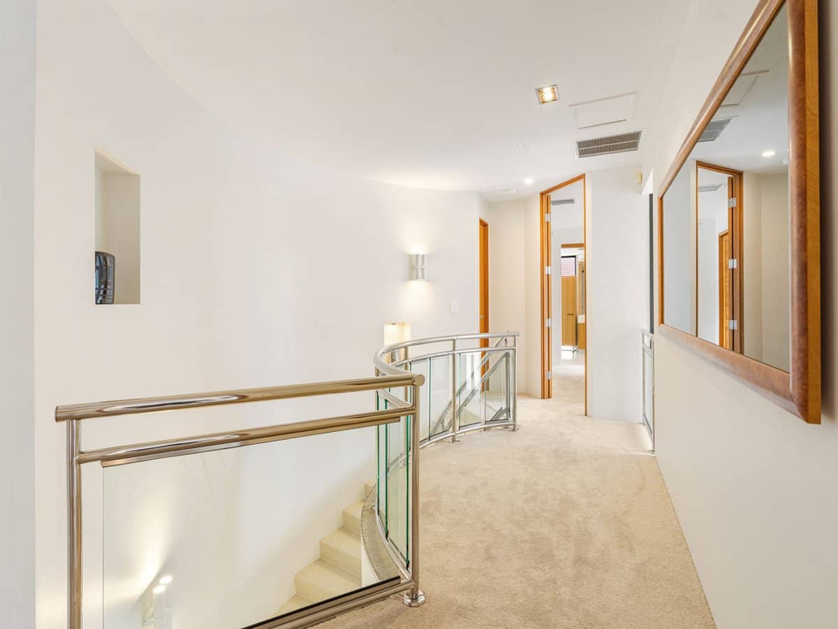 41A Peak Avenue, Main Beach - Thumbnail 15