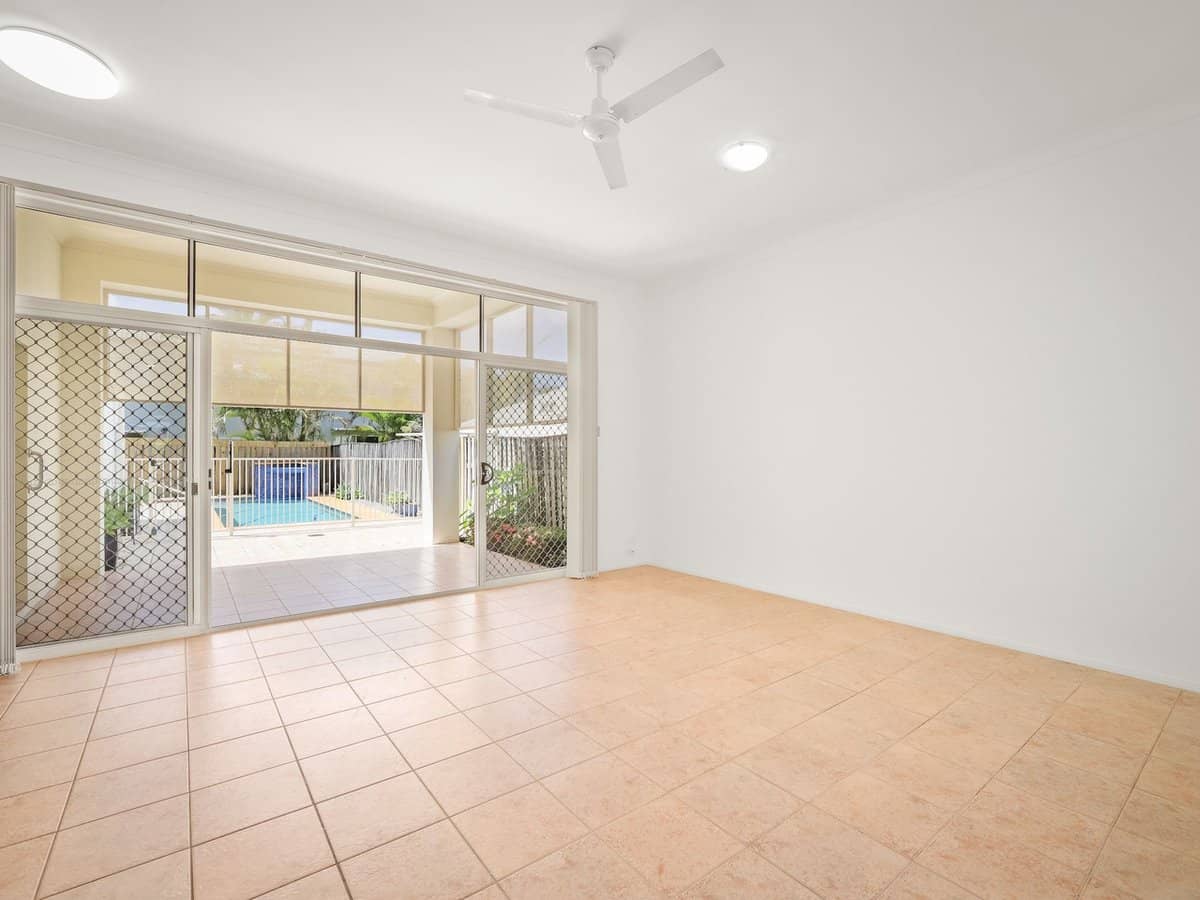 11 Duxton Drive, Varsity Lakes - Thumbnail 12