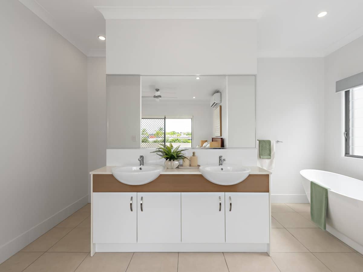 5036 Harbourview Drive, Hope Island - Thumbnail 16