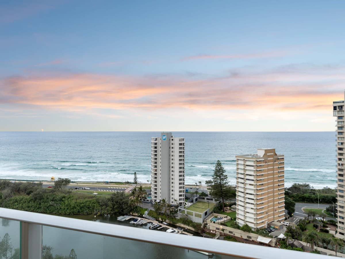 2 Admiralty Drive, SURFERS PARADISE - Thumbnail 2