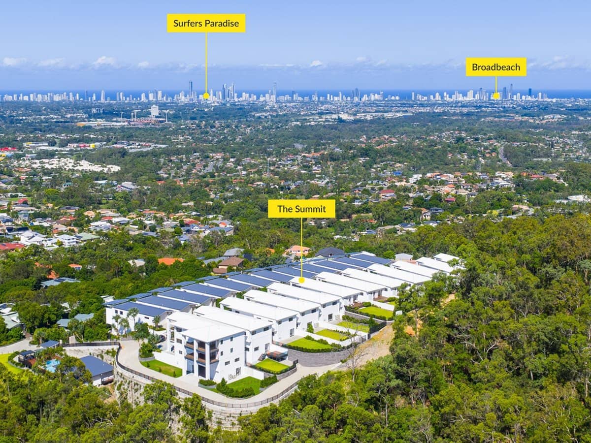 2 Ridgeline Way, Highland Park - Thumbnail 1