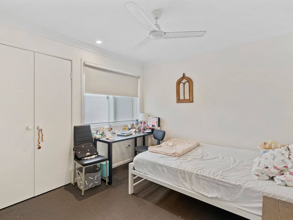 50 St Kevins Avenue, Benowa - Thumbnail 11