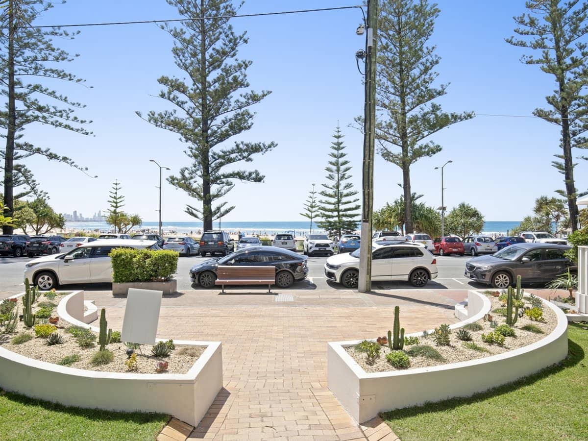 7A/52 Goodwin Terrace, Burleigh Heads - Thumbnail 20