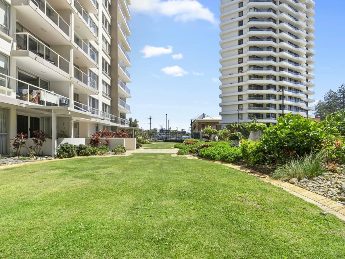 7A/52 Goodwin Terrace, Burleigh Heads - Thumbnail 32