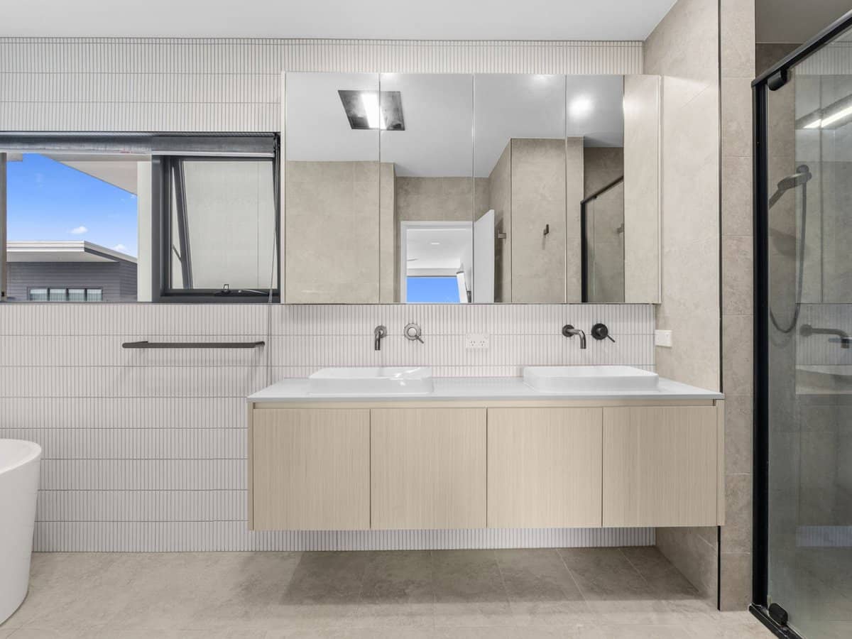 5602 Harbourview Drive, Hope Island - Thumbnail 10