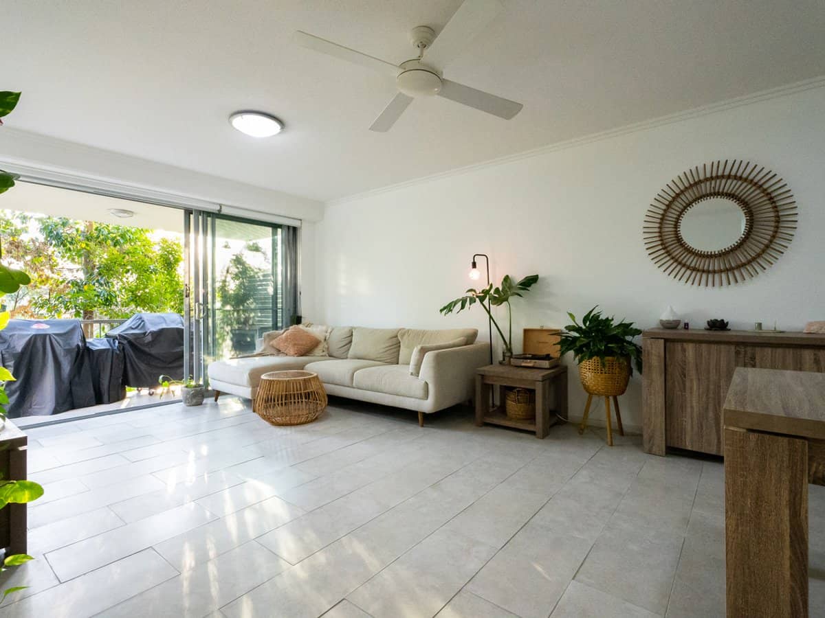 154 Musgrave Avenue, SOUTHPORT - Thumbnail 2