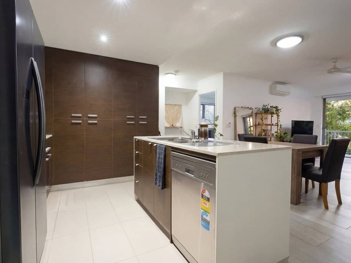 154 Musgrave Avenue, SOUTHPORT - Thumbnail 12