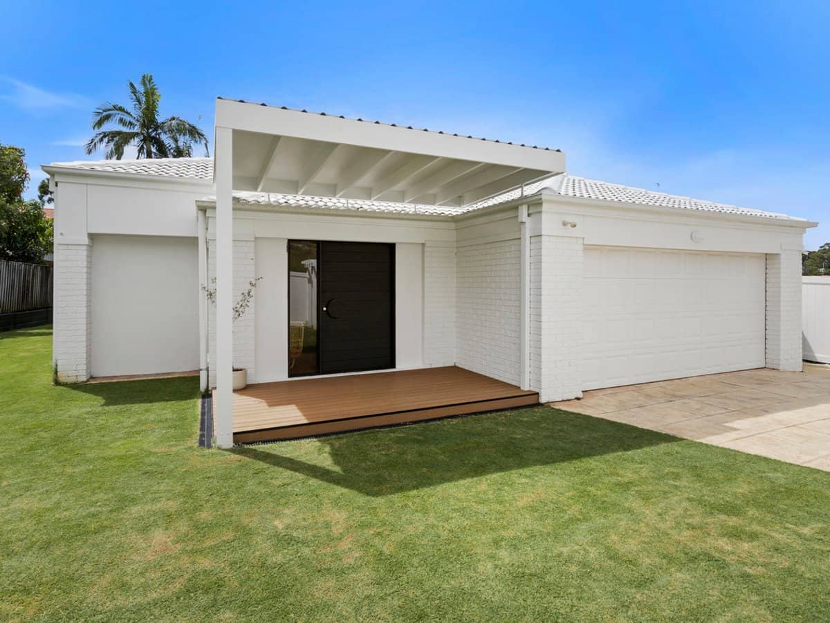 17 Admiral Crescent, TUGUN - Thumbnail 1