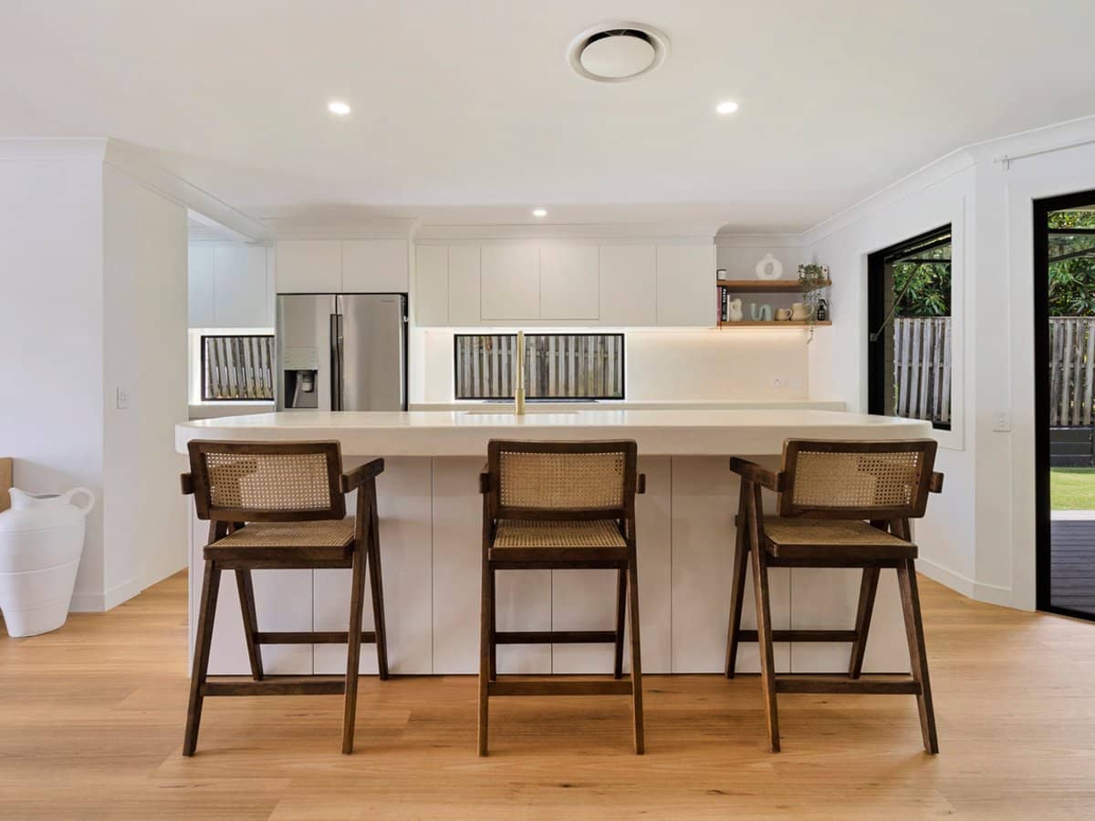 17 Admiral Crescent, TUGUN - Thumbnail 3