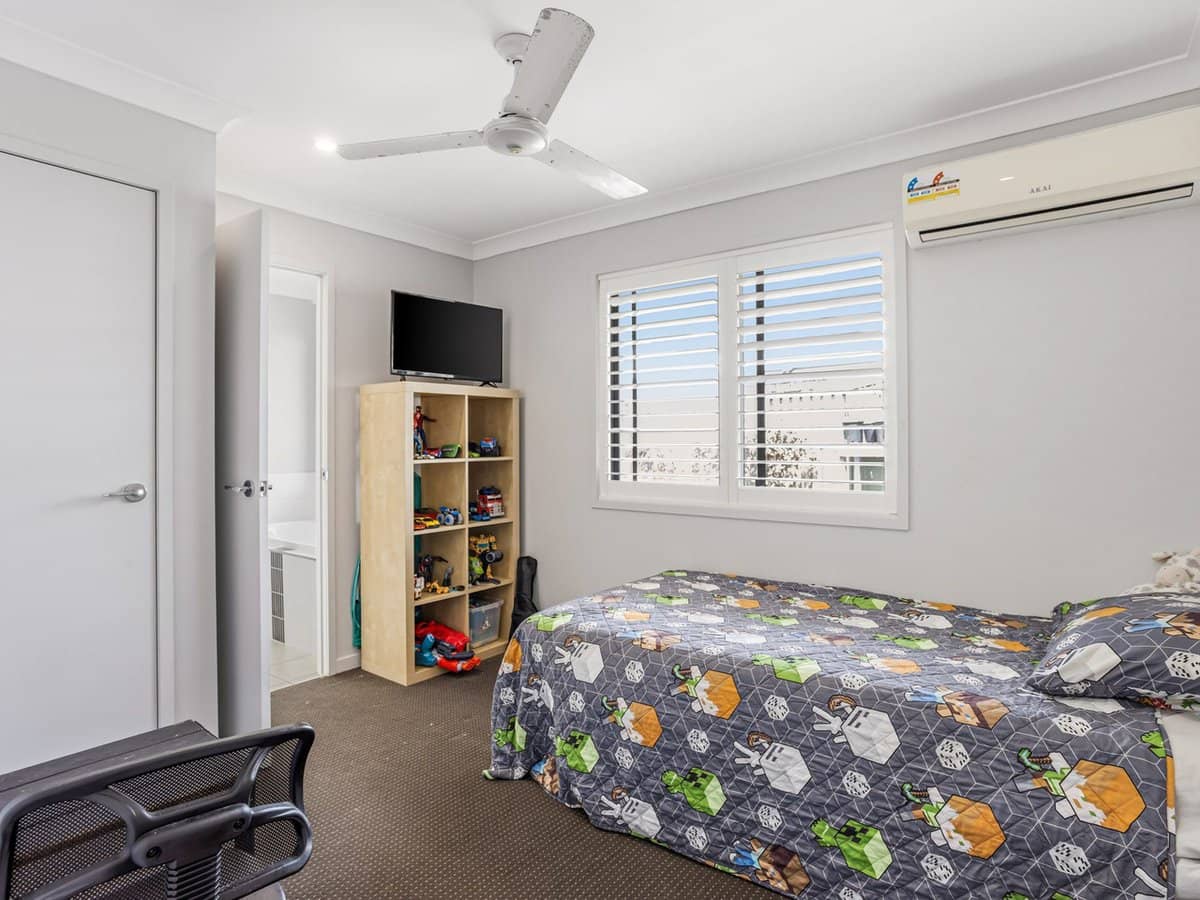 26 Wildflower Circuit, Upper Coomera - Thumbnail 8