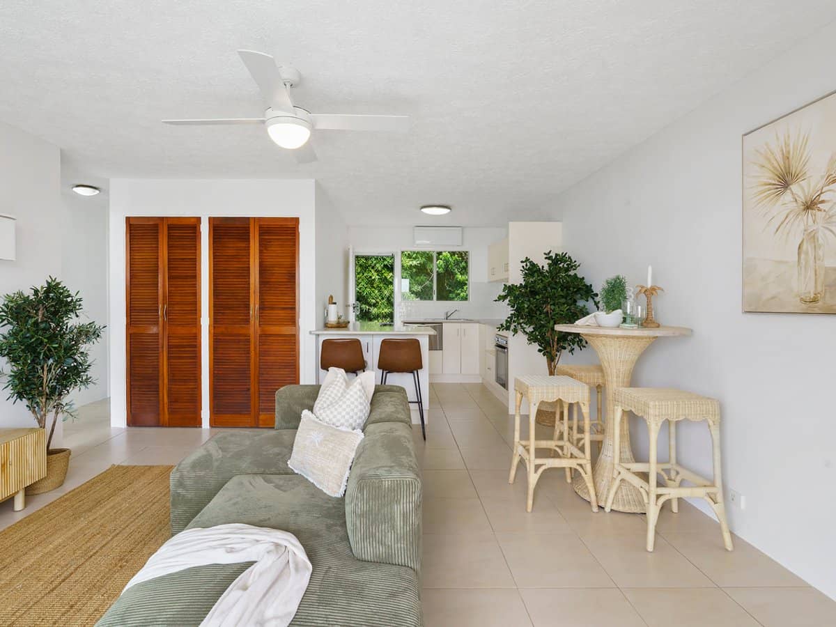 50 McLean Street, COOLANGATTA - Thumbnail 4