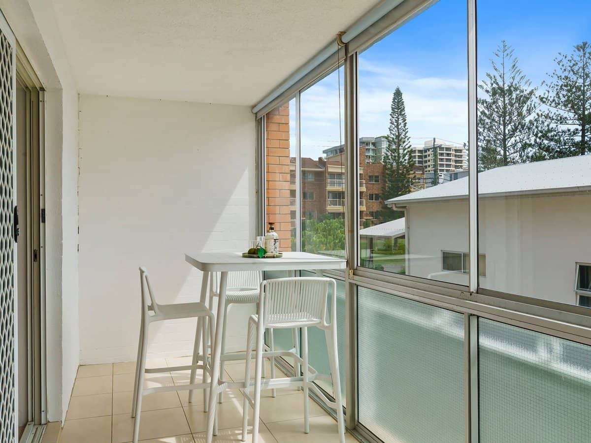 50 McLean Street, COOLANGATTA - Thumbnail 9