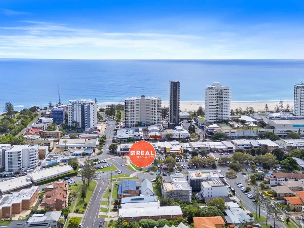 50 McLean Street, COOLANGATTA - Thumbnail 14