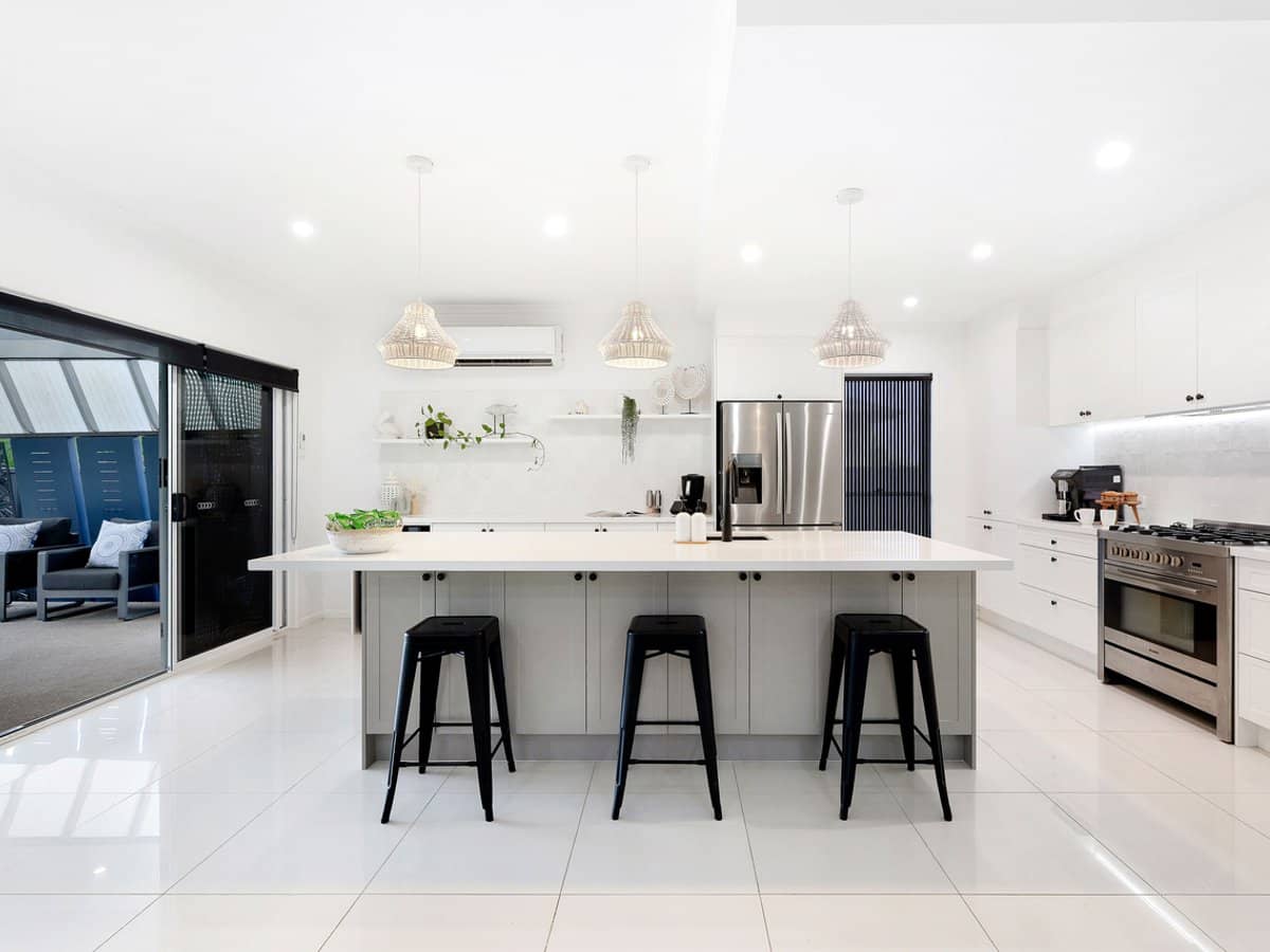 17 Yarrayne Valley Drive, Upper Coomera - Thumbnail 4