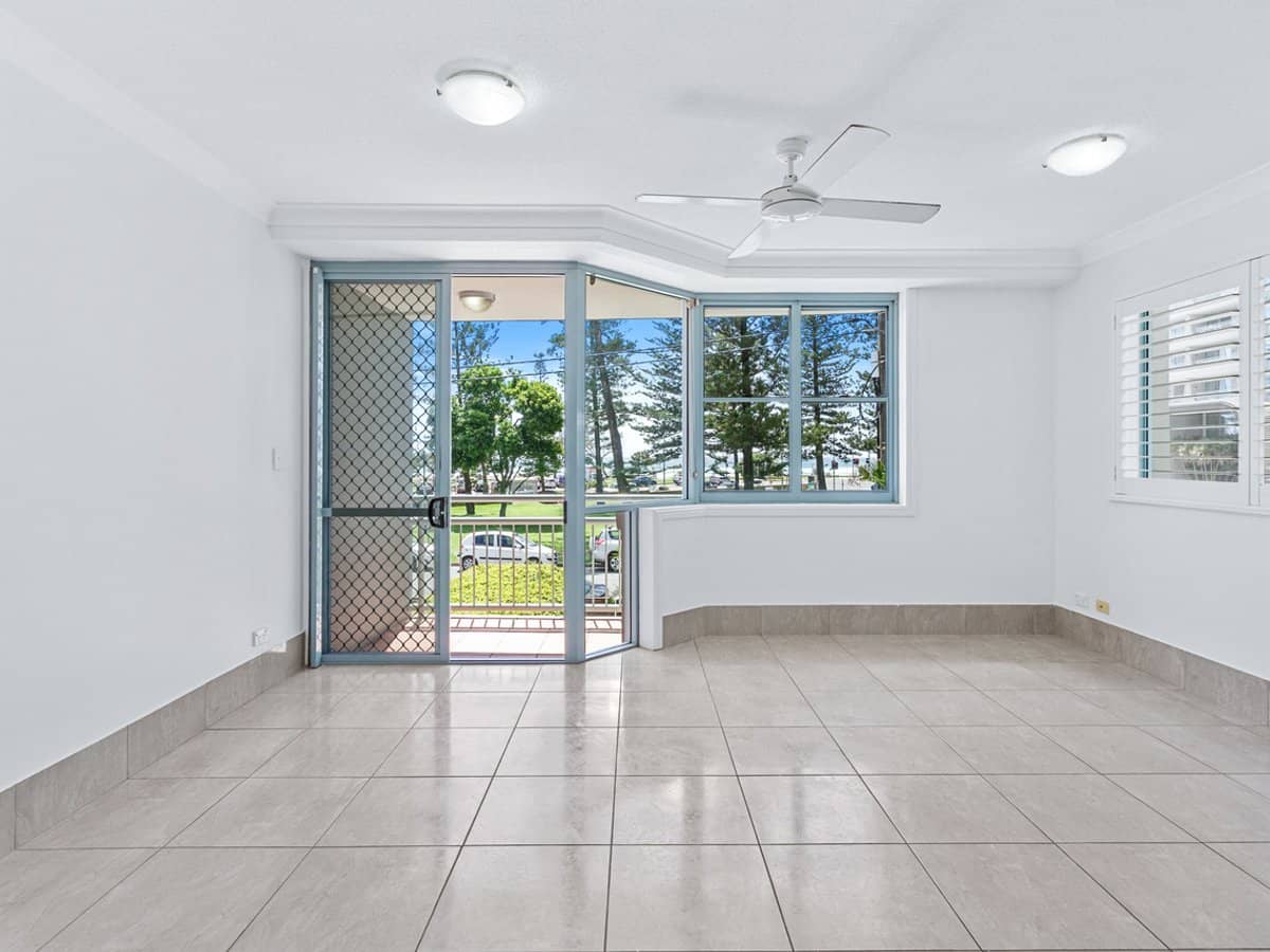 207/92 Musgrave Street, Coolangatta - Thumbnail 2