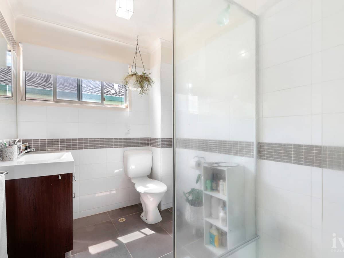 4/79 Bayview Street, Runaway Bay - Thumbnail 5