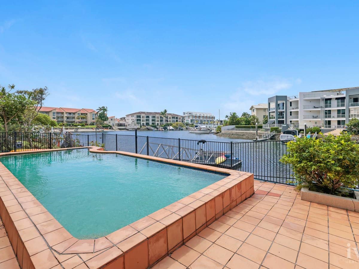 4/79 Bayview Street, Runaway Bay - Thumbnail 8